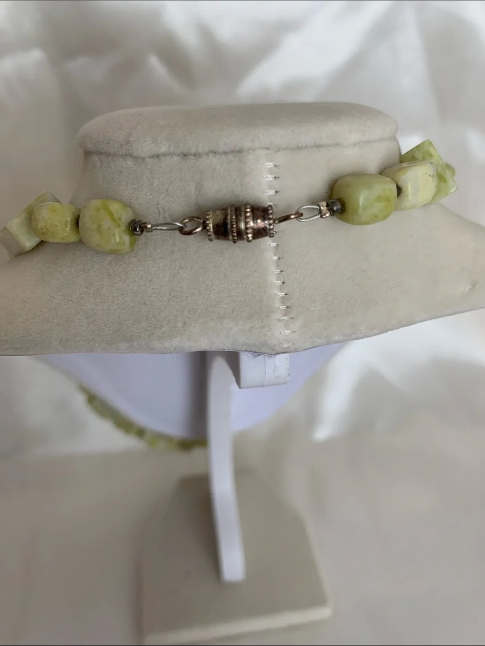 Vintage Genuine Serpentine Gemstone Necklace - Women Jewelry - Picture 3 of 7